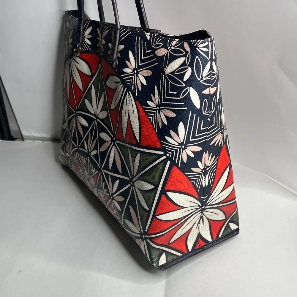 Tory Burch Large Prbbled PVC Shoulder Tote Bag
